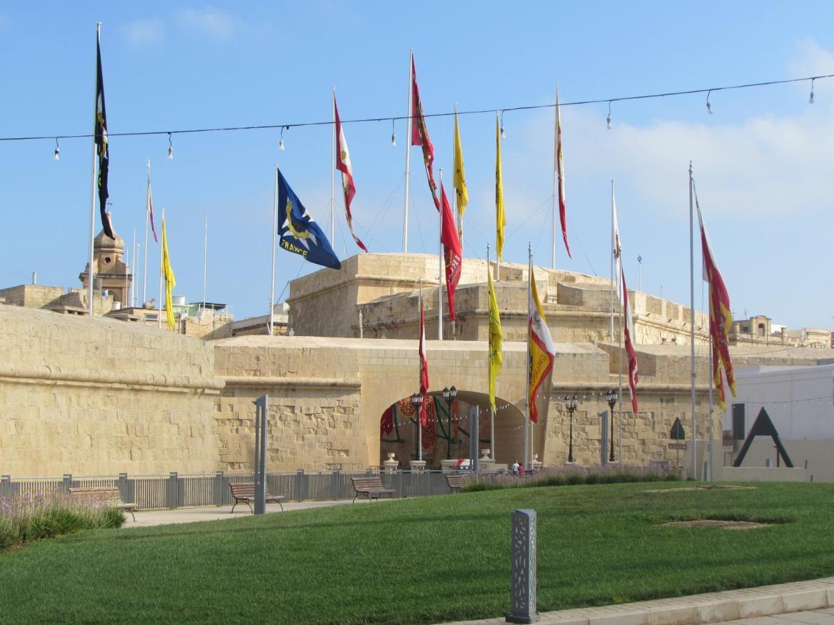 Vittoriosa' Seafront 2 Bed Highly Furnished Apartment 外观 照片