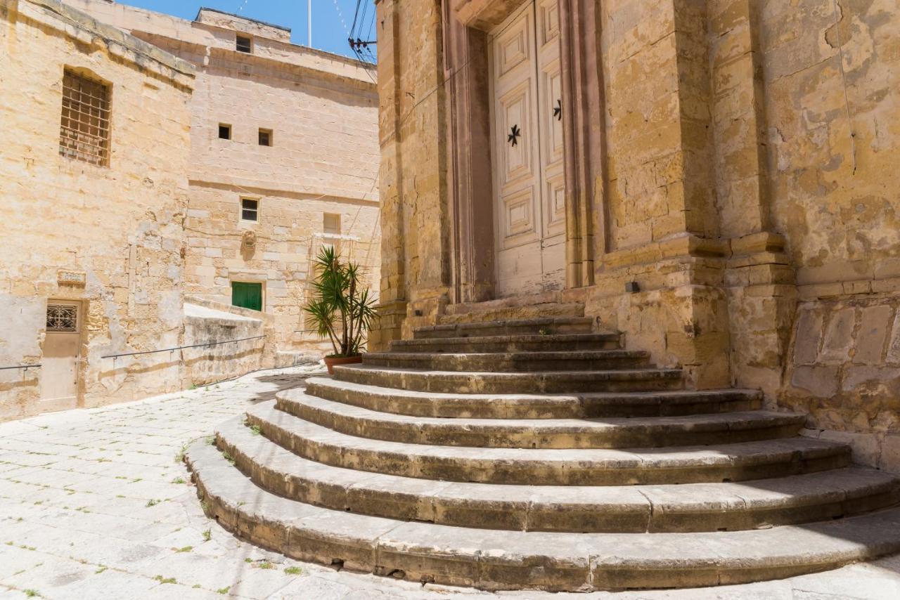 Vittoriosa' Seafront 2 Bed Highly Furnished Apartment 外观 照片