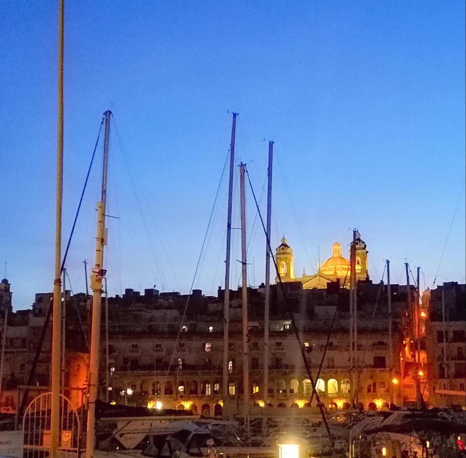 Vittoriosa' Seafront 2 Bed Highly Furnished Apartment 外观 照片