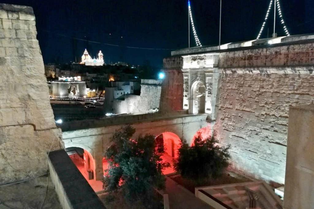 Vittoriosa' Seafront 2 Bed Highly Furnished Apartment 外观 照片