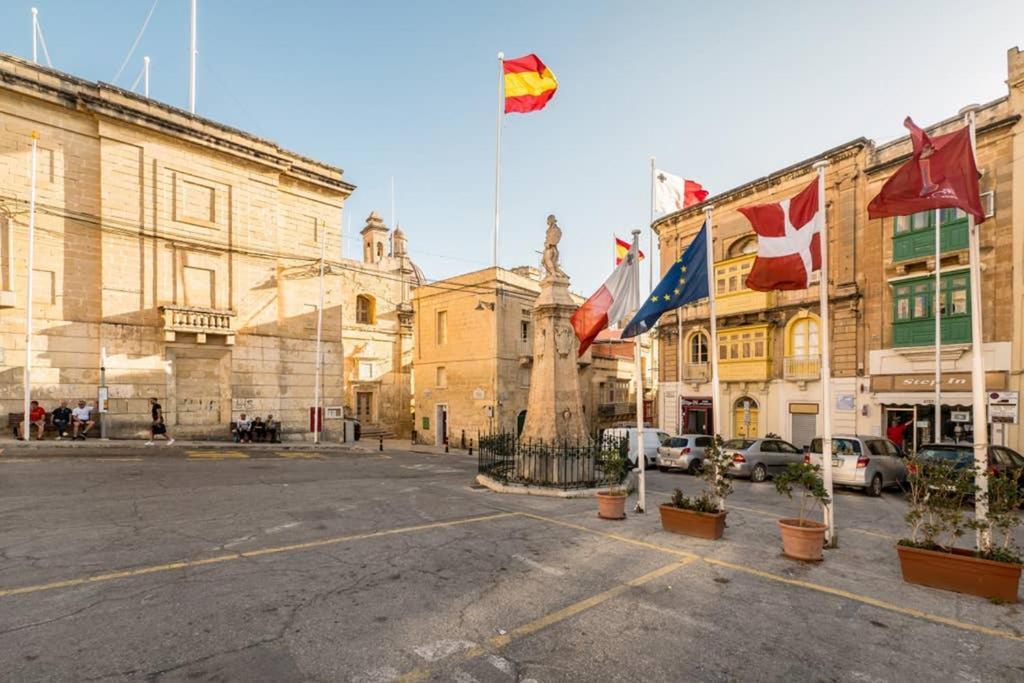 Vittoriosa' Seafront 2 Bed Highly Furnished Apartment 外观 照片