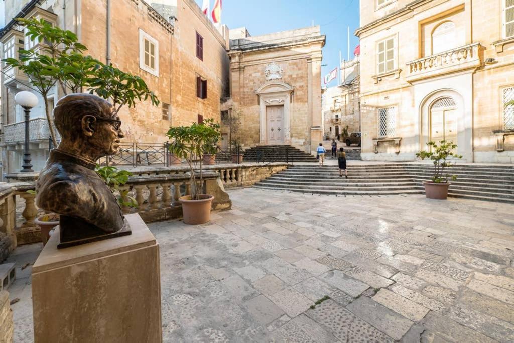Vittoriosa' Seafront 2 Bed Highly Furnished Apartment 外观 照片