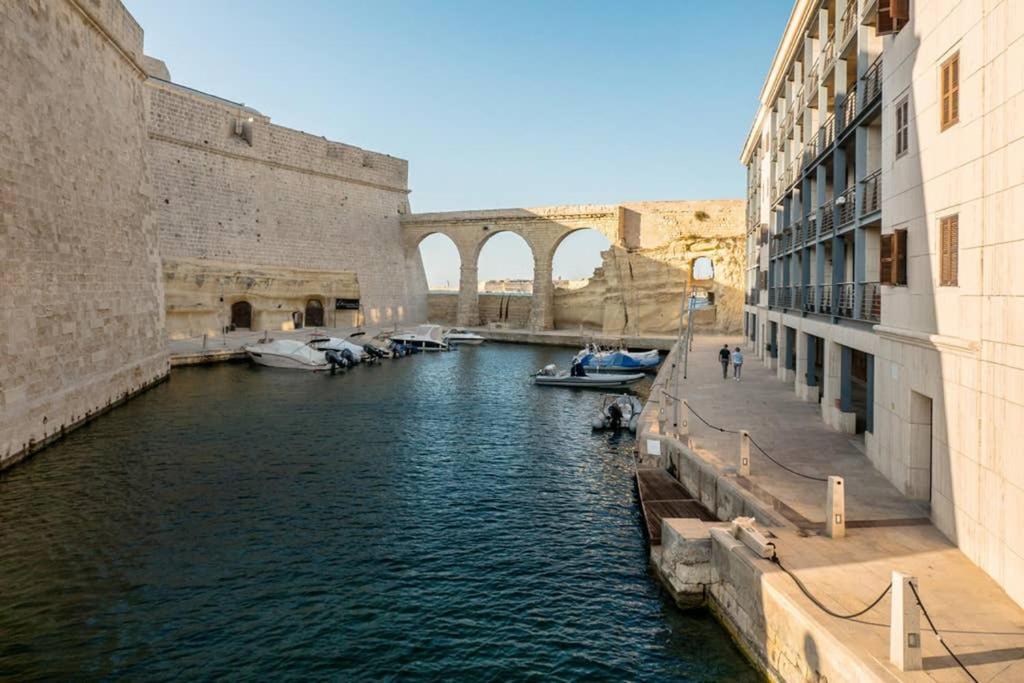 Vittoriosa' Seafront 2 Bed Highly Furnished Apartment 外观 照片